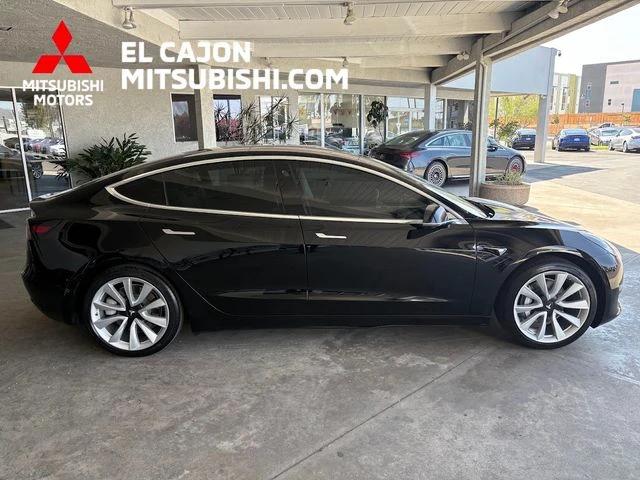 tesla model 3 2018 5YJ3E1EA2JF149311 image tesla model 3 2018 5YJ3E1EA2JF149311 image